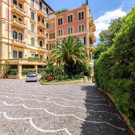 Apartment Beautiful In With Balcony Sanremo