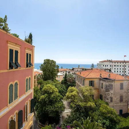 Beautiful In With Balcony Apartment *