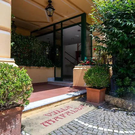 Beautiful In With Balcony Apartment *